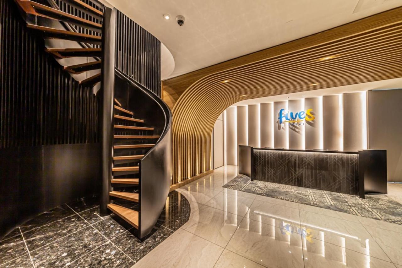 Fives Hotel Johor Bahru City Centre Exterior photo