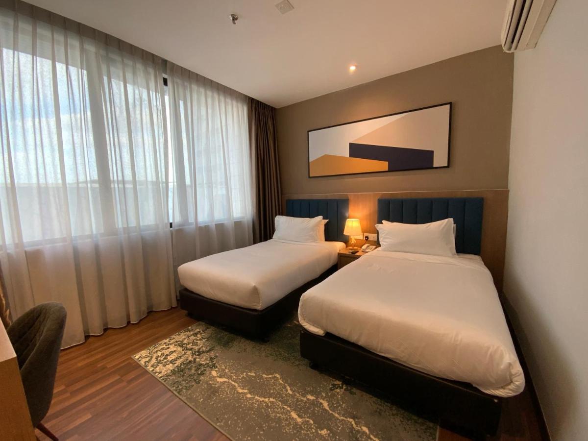 Fives Hotel Johor Bahru City Centre Exterior photo